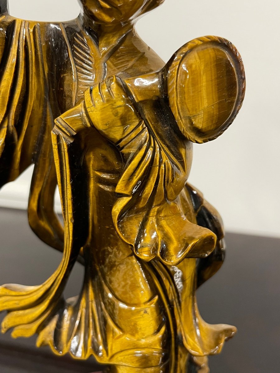 China - Hard Stone Tiger's Eye Sculpture Depicting A 20th Century Guanyin-photo-3